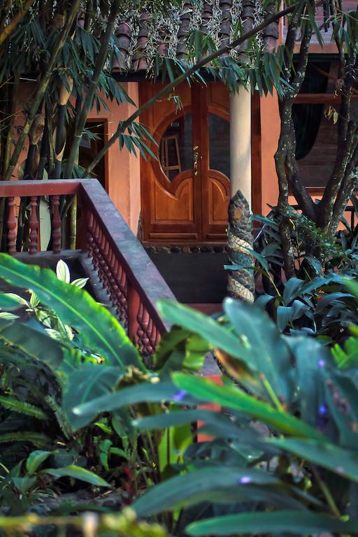 Casa Madre Tierra Hotel LàngLàngVilcabamba Ngoại thất bức ảnh